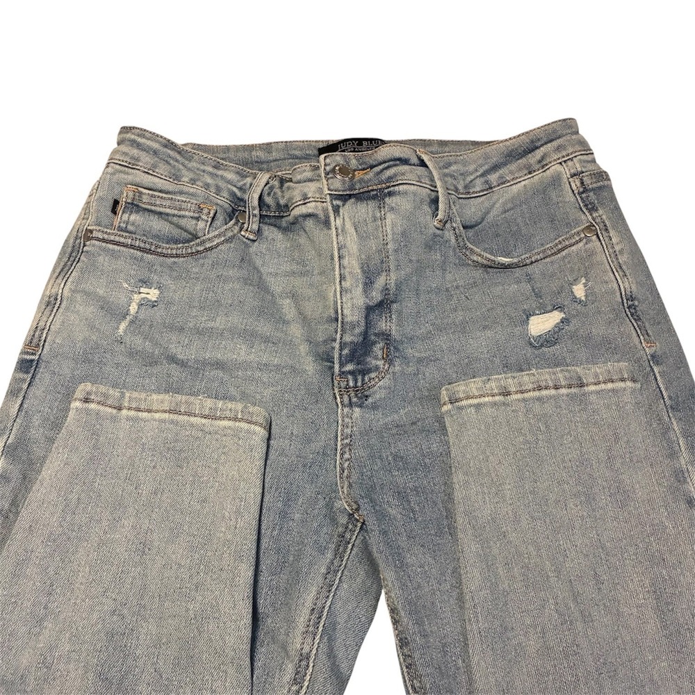 Judy Blue Distressed Light Wash Denim Jeans JB88797 LT-CO Size 13/31
